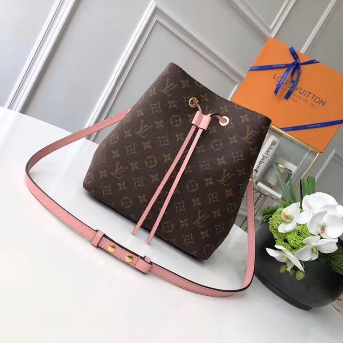 Louis Vuitton bags are really beautiful, but you can't afford them! What are the reasons